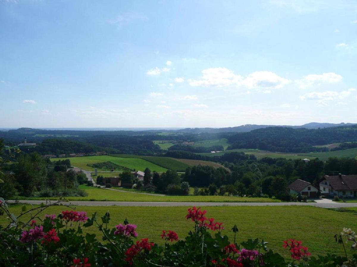 Ferienwohnung Hirtreiter Lalling Buitenkant foto